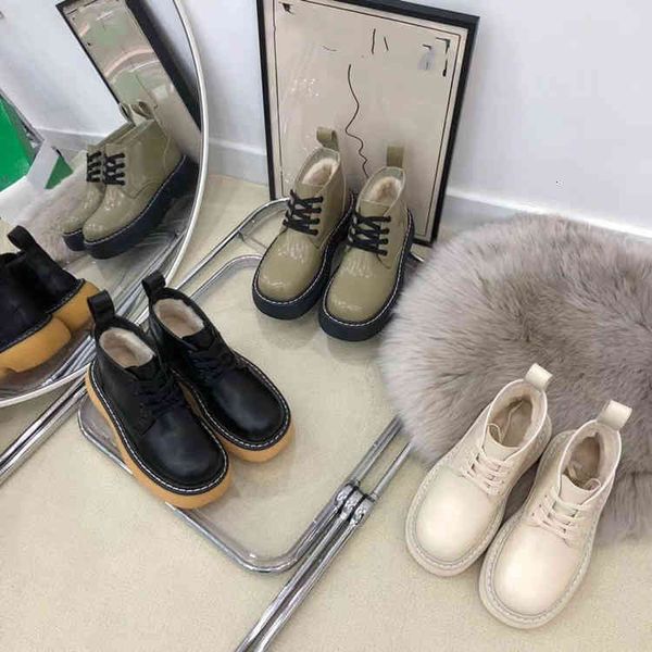 boots high end quality thick soled lace up leather martin boots women's big toe , high , plush and ankle, Black
boots high end quality thick soled lace up leather martin boots women's big toe , high , plush and ankle, Black