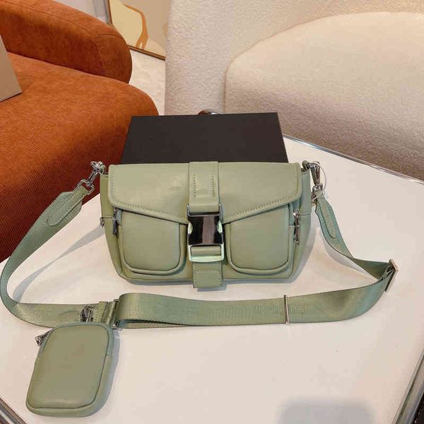 cool girl dual pocket biker bagss women handbag canvas shoulder strap leather designer bags crossbody female with coin purse 220317
cool girl dual pocket biker bagss women handbag canvas shoulder strap leather designer bags crossbody female with coin purse 220317
