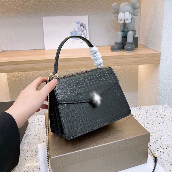 italy brand classic serpentine cabochan crossbody bags fashion snakehead lock women handbags tote leather chain bag luxury designer shoulder
italy brand classic serpentine cabochan crossbody bags fashion snakehead lock women handbags tote leather chain bag luxury designer shoulder