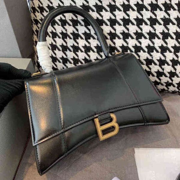 designer balencaigass bags hourglas 2022 new fashion alligator bshaped bag summer versatile han
designer balencaigass bags hourglas 2022 new fashion alligator bshaped bag summer versatile han
