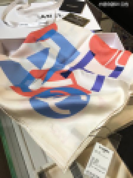 100% pure silk scarf letter printing fashion 90cm shawl headscarf sunscreen europe and america, Blue;gray
100% pure silk scarf letter printing fashion 90cm shawl headscarf sunscreen europe and america, Blue;gray