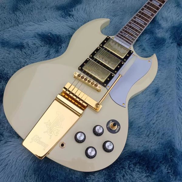 in stock - electric guitar s g, 3 pickups gold hardware special bridge, mahogany body and neck
in stock - electric guitar s g, 3 pickups gold hardware special bridge, mahogany body and neck