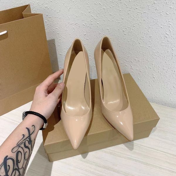 luxurys designers heels women red bottoms dress shoes fashion sandals classic party wedding shoe solid color high-heel 6.5cm 8.5cm comfortab, Black
luxurys designers heels women red bottoms dress shoes fashion sandals classic party wedding shoe solid color high-heel 6.5cm 8.5cm comfortab, Black