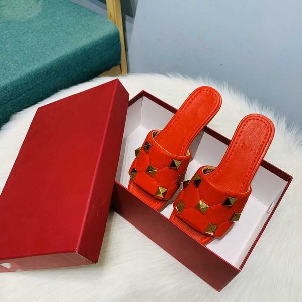 pretty womens summer sandals beach slide slippers crocodile leather flip flops heels ladies sandali fashion designs orange scuffs shoes, Black
pretty womens summer sandals beach slide slippers crocodile leather flip flops heels ladies sandali fashion designs orange scuffs shoes, Black