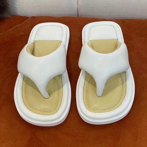 xiaoxiangfeng bread flip-flops women summer outer wear flat bottom fashion flip-toe thick bottom women's shoes beach vacation sandals, Black
xiaoxiangfeng bread flip-flops women summer outer wear flat bottom fashion flip-toe thick bottom women's shoes beach vacation sandals, Black
