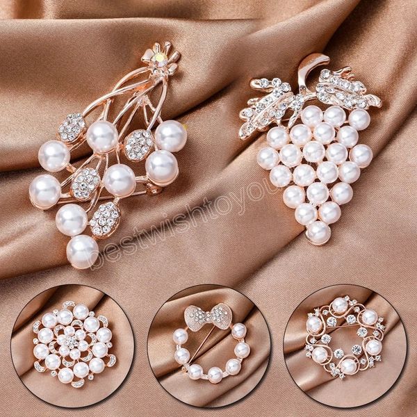 fashion simulated pearl flower brooches rhinestone decoration brooch pins for women wedding party office jewelry gift, Gray
fashion simulated pearl flower brooches rhinestone decoration brooch pins for women wedding party office jewelry gift, Gray