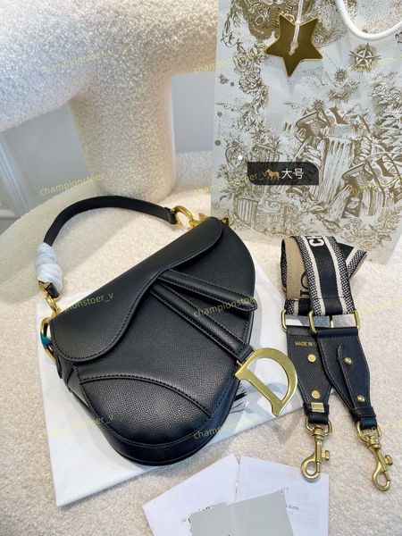 2022 handbagbright light matte saddles bags women luxurys designers fashion letter shoulder genuine leather messenger bag designer crossbody
2022 handbagbright light matte saddles bags women luxurys designers fashion letter shoulder genuine leather messenger bag designer crossbody