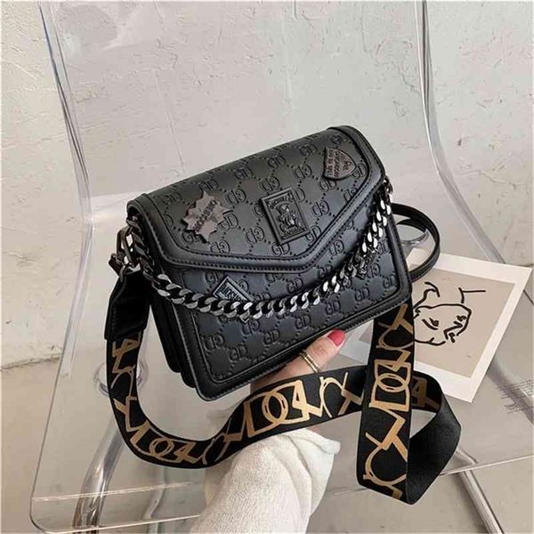 75% straight trend texture foreign style chain versatile wide shoulder belt single shoulder small square bag factory store online
75% straight trend texture foreign style chain versatile wide shoulder belt single shoulder small square bag factory store online