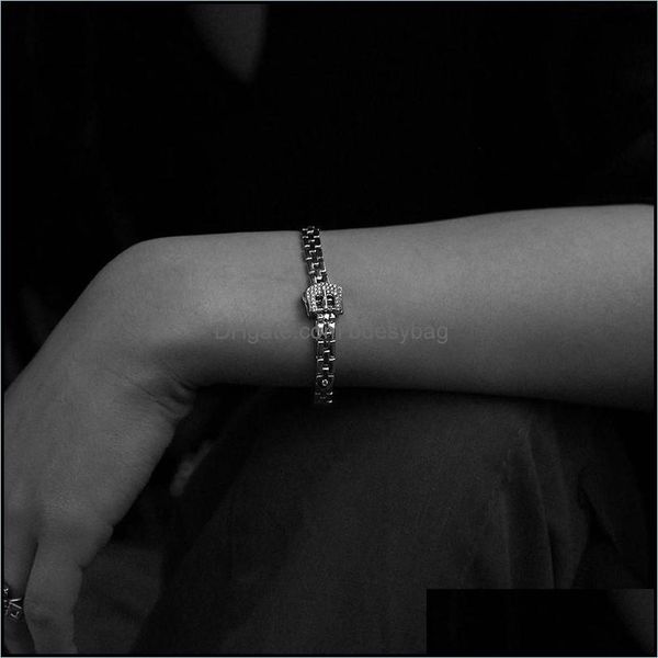 charm bracelets jewelry fashion designer hand bracelet superior luxury adjustable fl drill belt buckle bra dhnzs, Golden;silver
charm bracelets jewelry fashion designer hand bracelet superior luxury adjustable fl drill belt buckle bra dhnzs, Golden;silver