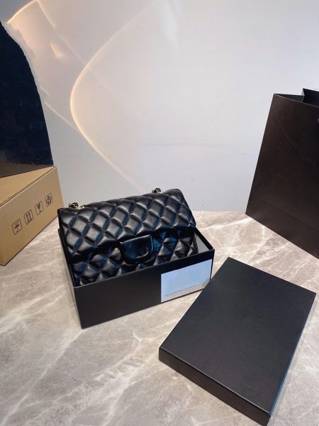 luxury handbag designer handbags shoulder chain bag flap of the clutch bags purse check velvet purse thread double letters solid iron buckle
luxury handbag designer handbags shoulder chain bag flap of the clutch bags purse check velvet purse thread double letters solid iron buckle