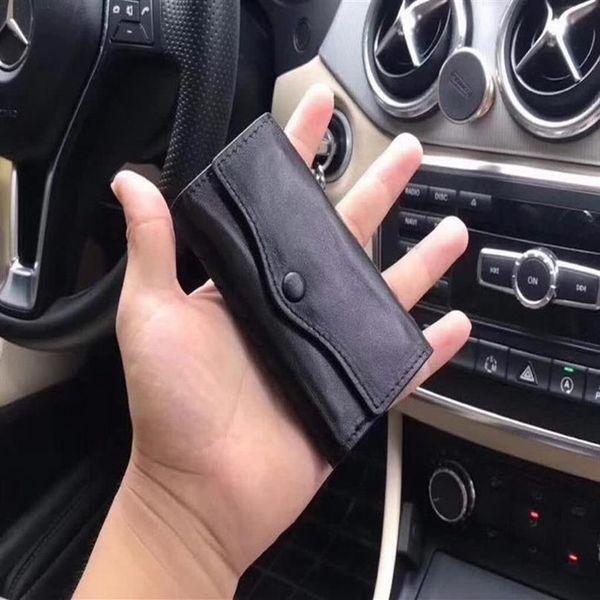 2020 new luxury designer key pouch men black plaid genuine leather keychain wallet key holder 11 5cm with box shi233v, Red;blue
2020 new luxury designer key pouch men black plaid genuine leather keychain wallet key holder 11 5cm with box shi233v, Red;blue
