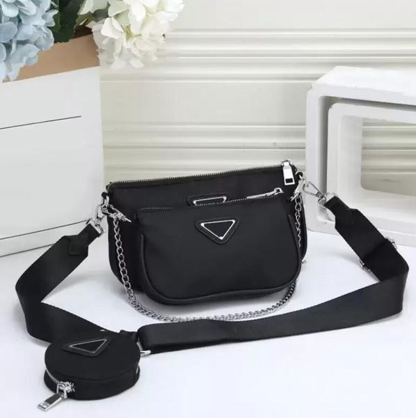 fashion women luxurys designers bags 2022 fashion handbag canvas clutch shoulder crossbody designer bag female purse size 25-5-17cm
fashion women luxurys designers bags 2022 fashion handbag canvas clutch shoulder crossbody designer bag female purse size 25-5-17cm