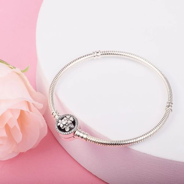 genuine 925 sterling silver charm bracelets with poetic blooms clasp mixed enamels clear cz snake chain bracelet fit pandora charms beads di, Golden;silver
genuine 925 sterling silver charm bracelets with poetic blooms clasp mixed enamels clear cz snake chain bracelet fit pandora charms beads di, Golden;silver