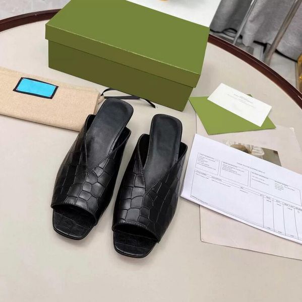 designer indoor house slippers women crocodile leather print low heel packet header sandal luxury lady shoe slides outdoor high heel sandals, Black
designer indoor house slippers women crocodile leather print low heel packet header sandal luxury lady shoe slides outdoor high heel sandals, Black