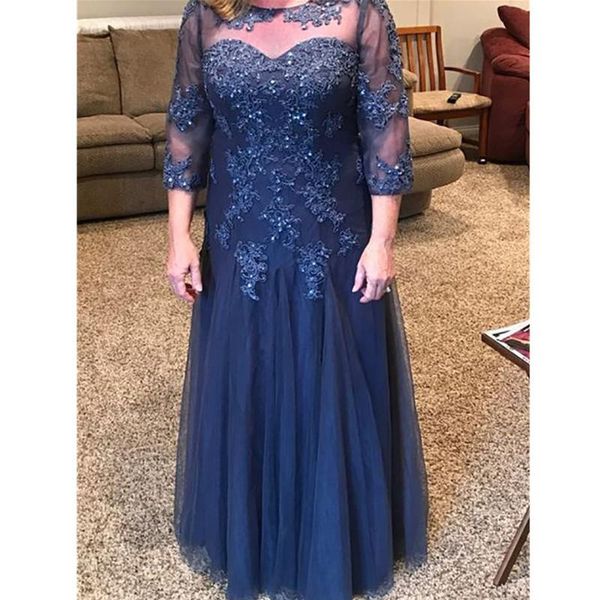 2022 latest charming mother of the bride dresses blue tulle lace appliques crystal beads 3/4 long sleeves plus size wedding guest gowns, Black;red
2022 latest charming mother of the bride dresses blue tulle lace appliques crystal beads 3/4 long sleeves plus size wedding guest gowns, Black;red