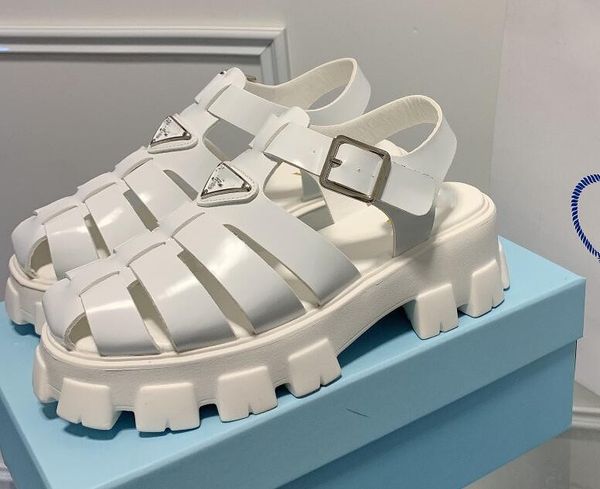 fashion roman spring and summer flat light sandals triangular type fashionable nd comfortable thick heels woman beach muffin thick bottom mo, Black
fashion roman spring and summer flat light sandals triangular type fashionable nd comfortable thick heels woman beach muffin thick bottom mo, Black