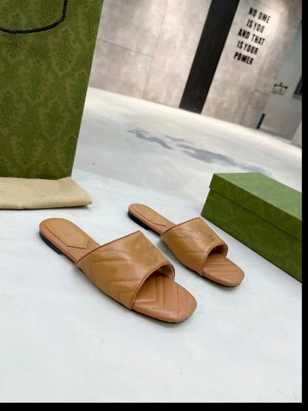 r slippers graphy pink black leather sandals wide cross laces gold metal lettering size35-42
r slippers graphy pink black leather sandals wide cross laces gold metal lettering size35-42