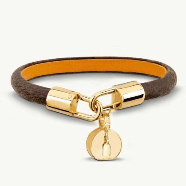 new designer bracelet vacuum electroplating luxury fashion ladies men leather rope magnetic couple birthday engagement holiday gift, Golden;silver
new designer bracelet vacuum electroplating luxury fashion ladies men leather rope magnetic couple birthday engagement holiday gift, Golden;silver