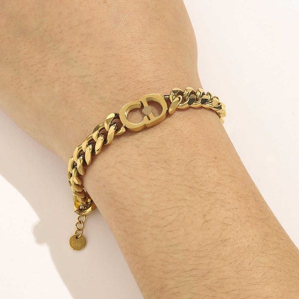 classic d family / di new nake letter c bracelet women's belt steel seal net re earrings thick famous brand sterling silver bangle brac, Black
classic d family / di new nake letter c bracelet women's belt steel seal net re earrings thick famous brand sterling silver bangle brac, Black