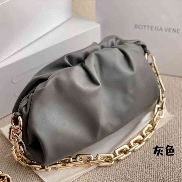 cloud designer bottegas venetas handbags leather chain hand-held armpit single shoulder slant cross song same women's bag sh n5p6
cloud designer bottegas venetas handbags leather chain hand-held armpit single shoulder slant cross song same women's bag sh n5p6