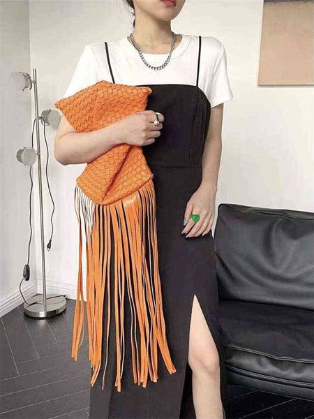 clutch bag fringe crisscross purses and handbags fashion designer ladies party evening clutches leather weave tassel bags220427
clutch bag fringe crisscross purses and handbags fashion designer ladies party evening clutches leather weave tassel bags220427