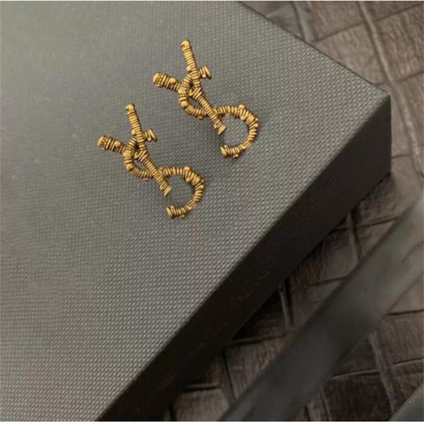 fashion gold stud earrings pendant for women s earring luxurys designers jewelry handmade earrings 925 silver needles high quality, Golden
fashion gold stud earrings pendant for women s earring luxurys designers jewelry handmade earrings 925 silver needles high quality, Golden