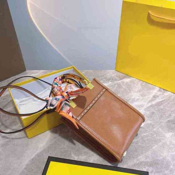 evening bags shoulder bags brand designer genuine leather handbag mobile phone wallet for women mini shopping purses with diagonal strap 112
evening bags shoulder bags brand designer genuine leather handbag mobile phone wallet for women mini shopping purses with diagonal strap 112