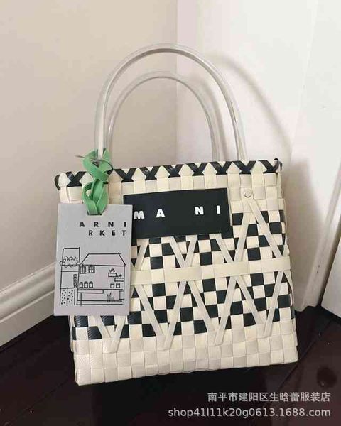 korean handmade pvc vegetable basket ins super fire color large capacity woven bag online red handbag 220708
korean handmade pvc vegetable basket ins super fire color large capacity woven bag online red handbag 220708
