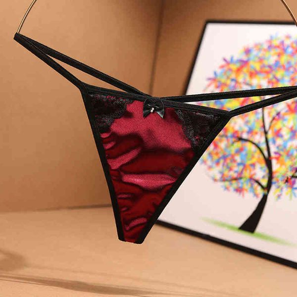 new luxury satin thong no trace temptation breathable cotton crotch low waist one line t-back pants women's pants w220324, Red;black
new luxury satin thong no trace temptation breathable cotton crotch low waist one line t-back pants women's pants w220324, Red;black