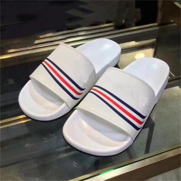 2022 mens womens slippers summer rubber sandals beach slide fashion scuffs t indoor shoes slipper sandal size 35-45, Black
2022 mens womens slippers summer rubber sandals beach slide fashion scuffs t indoor shoes slipper sandal size 35-45, Black