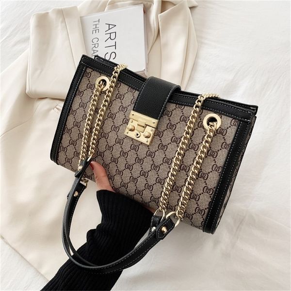 large capacity women's versatile fashion one shoulder texture tote80% off factory wholesale
large capacity women's versatile fashion one shoulder texture tote80% off factory wholesale