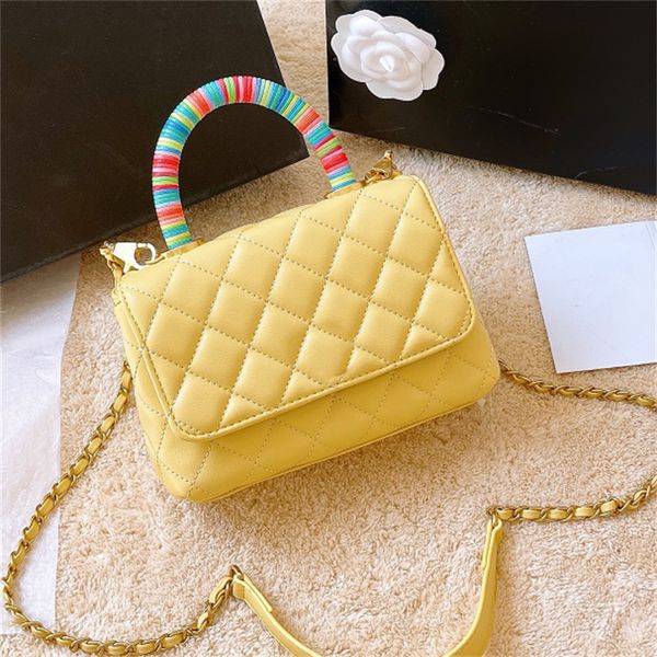 designer handbags chain genuine leather women's bag luxury design shoulder bags quilted diamond lattice messenger bag size 20cm
designer handbags chain genuine leather women's bag luxury design shoulder bags quilted diamond lattice messenger bag size 20cm