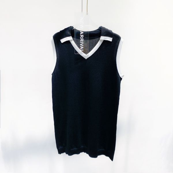 609 2022 runway summer brand same style sweater pullover t shirt lapel neck sleeve black women's sweaters wante, White;black
609 2022 runway summer brand same style sweater pullover t shirt lapel neck sleeve black women's sweaters wante, White;black
