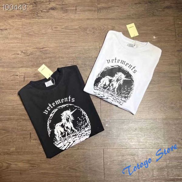 2022ss men women oversized streetwear new o-neck vetements t-shirts unicorn vtm tees pattern printing, White;black
2022ss men women oversized streetwear new o-neck vetements t-shirts unicorn vtm tees pattern printing, White;black