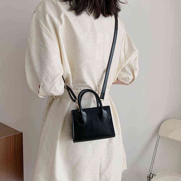 2022 new fashion all-match ladies mini handbag spring bag 2022 one shoulder cross small female
2022 new fashion all-match ladies mini handbag spring bag 2022 one shoulder cross small female