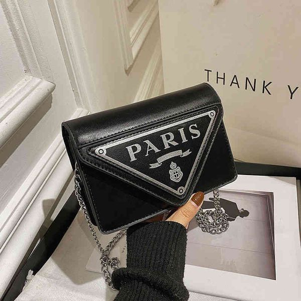 2022 factory wholesale new net red messenger women's super fire small square simple chain mobile phone versatile shoulder bag
2022 factory wholesale new net red messenger women's super fire small square simple chain mobile phone versatile shoulder bag