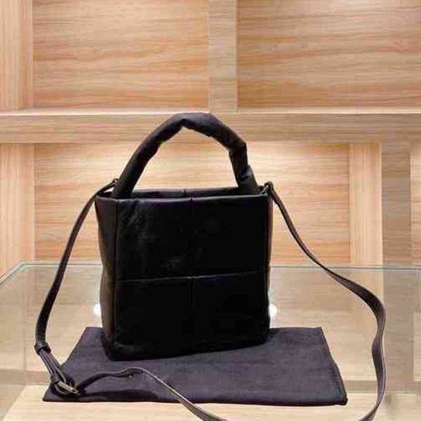 tote bags messenger women shoulder wallet handbag high capacity with cotton stylish personality fashion underarm soft purses 211104
tote bags messenger women shoulder wallet handbag high capacity with cotton stylish personality fashion underarm soft purses 211104