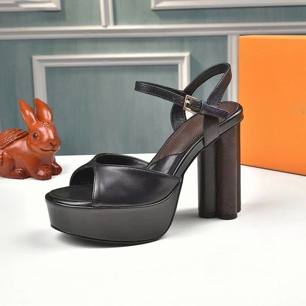 est heels with box and dustbag women shoes designer sandals quality sandals heel height and sandal flat shoe slides slippers by brand01043, Black
est heels with box and dustbag women shoes designer sandals quality sandals heel height and sandal flat shoe slides slippers by brand01043, Black