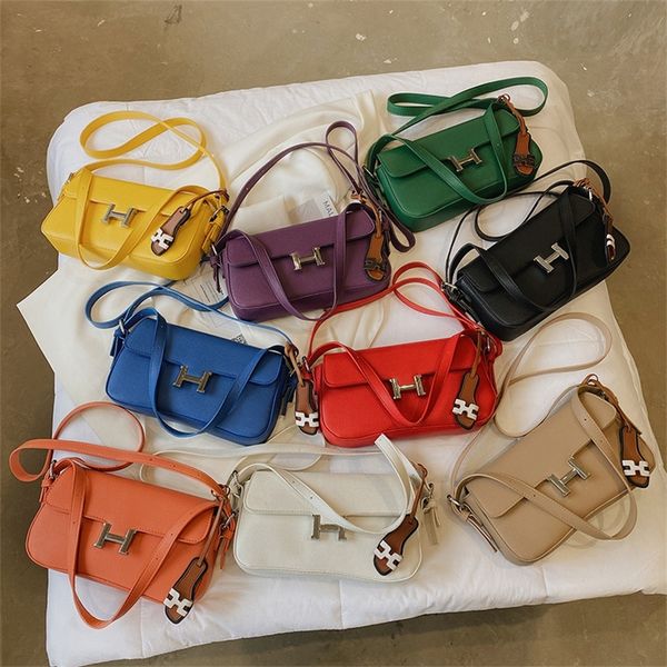 bags texture buckle bag women's new style sling one shoulder armpit pendant messenger purses
bags texture buckle bag women's new style sling one shoulder armpit pendant messenger purses