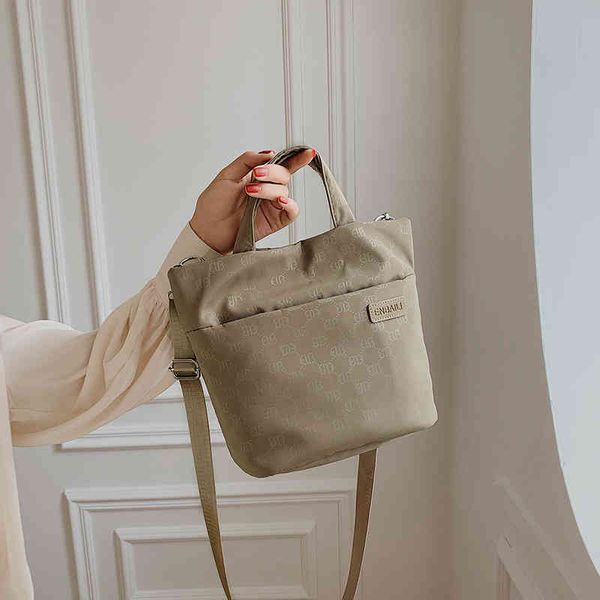 designer handbags oxford cloth women's 2022 new fashion single shoulder msenger bag leisure simple letter hand storage
designer handbags oxford cloth women's 2022 new fashion single shoulder msenger bag leisure simple letter hand storage