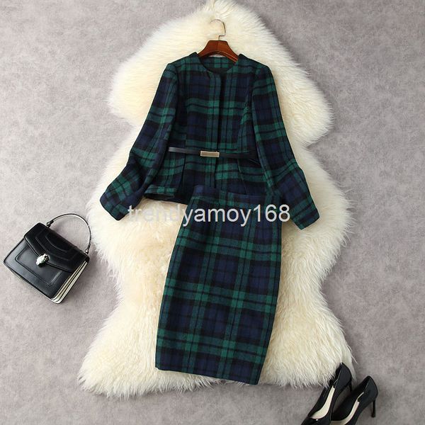 women's two piece pants winter women's wear english checkered concealed buckle waist jacket + tweed buttock skirt temperament suit, White
women's two piece pants winter women's wear english checkered concealed buckle waist jacket + tweed buttock skirt temperament suit, White