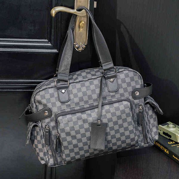 style duffel bag fashion lattice youth portable messenger bag large capacity computer bag leisure men's travel handbag 220625
style duffel bag fashion lattice youth portable messenger bag large capacity computer bag leisure men's travel handbag 220625