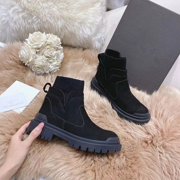 new fashion martin boots genuine leather shoes winter warm antiskid ankle boots flat heel round toes, Black
new fashion martin boots genuine leather shoes winter warm antiskid ankle boots flat heel round toes, Black
