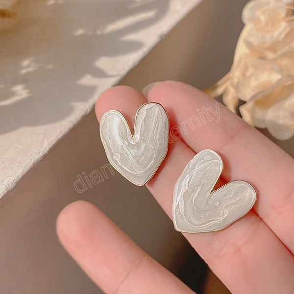 white color big heart stud earrings for women girl korean love drop aesthetic daily life minimalist jewelry piercing ear, Golden;silver
white color big heart stud earrings for women girl korean love drop aesthetic daily life minimalist jewelry piercing ear, Golden;silver