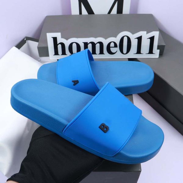 slippers perforated designer sandals luxury platform slide hollow pattern transparent materials sandal rubber flats slipper 01, Black
slippers perforated designer sandals luxury platform slide hollow pattern transparent materials sandal rubber flats slipper 01, Black
