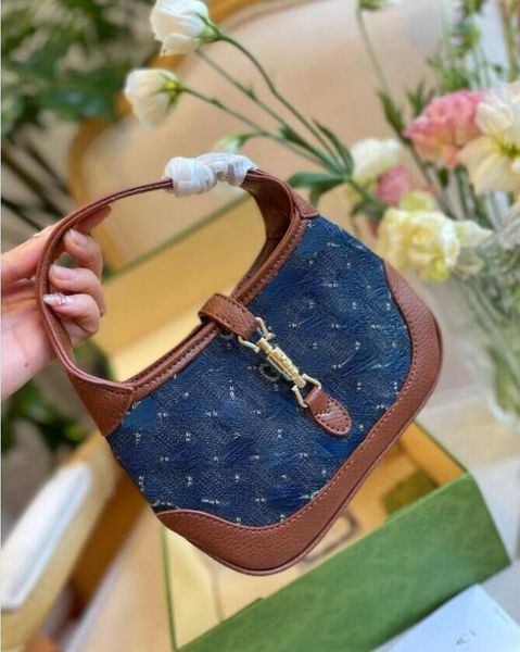 designers leather bags womens handbags high qulity crossbody luxury lady fashion shoulder bag shopping tote coin purse beach dinner clutch b
designers leather bags womens handbags high qulity crossbody luxury lady fashion shoulder bag shopping tote coin purse beach dinner clutch b