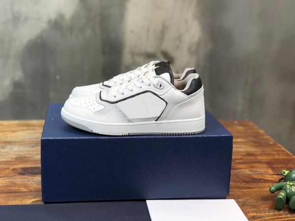 2022 b27 low-sneaker oblique galaxy luxury designer shoes leather shoe women running shoe men rubber sole white navy blue, Black
2022 b27 low-sneaker oblique galaxy luxury designer shoes leather shoe women running shoe men rubber sole white navy blue, Black