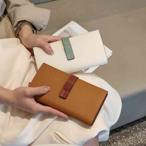 wallets bags leather long handbag female 2022 large capacity color matching wallet mobile phone bag, Red;black
wallets bags leather long handbag female 2022 large capacity color matching wallet mobile phone bag, Red;black