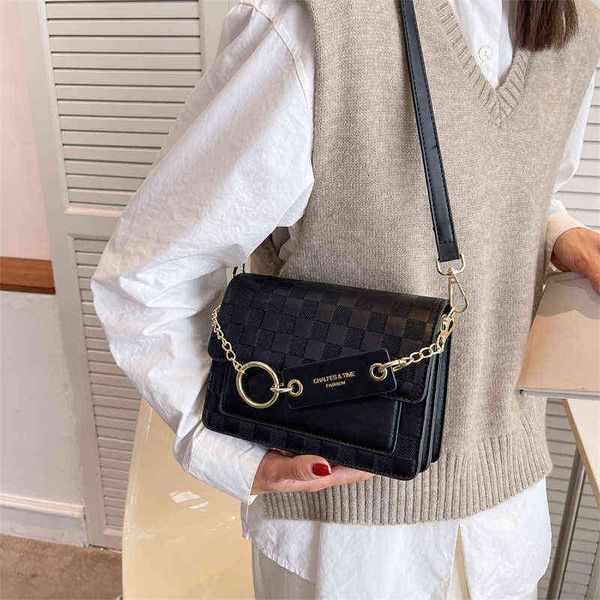 2022 famous brand fashion lattice small pu leather women's designer underarm handbag luxury brand flap shoulder crossbody bags
2022 famous brand fashion lattice small pu leather women's designer underarm handbag luxury brand flap shoulder crossbody bags