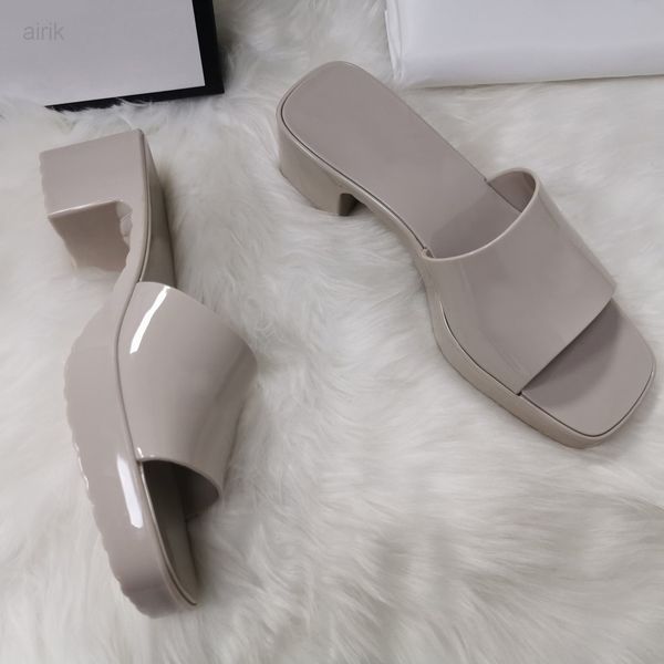 designer sandals summer fashion jelly slide print slippers luxury bathroom beach shoes women sandal 35-41, Black
designer sandals summer fashion jelly slide print slippers luxury bathroom beach shoes women sandal 35-41, Black